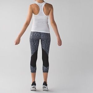 💗💗Lululemon Pace Rival Crop - Size 6💗💗